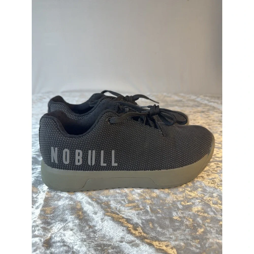 NOBULL Trainer Shoes Black Gum Sole Cross Training Sneakers Men's 7 Women's 8.5